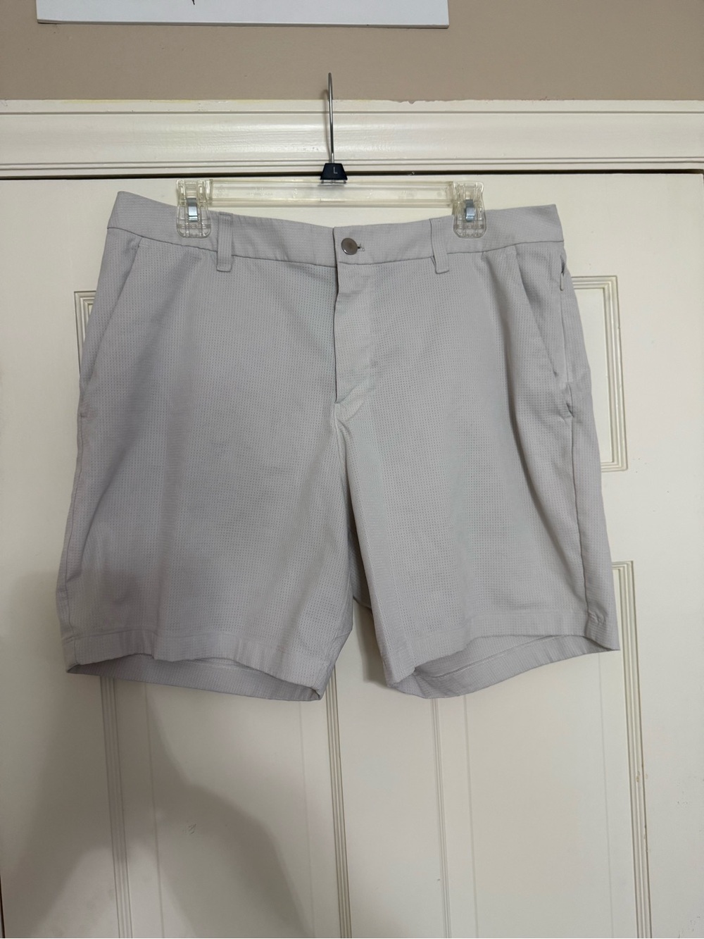 Men's Lululemon Shorts, WovenAir, 34 Waist, 7" Inseam